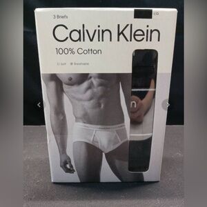Calvin Klein Men's Black Cotton Briefs size Large